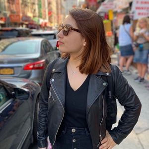 Meet your Posher, Faith